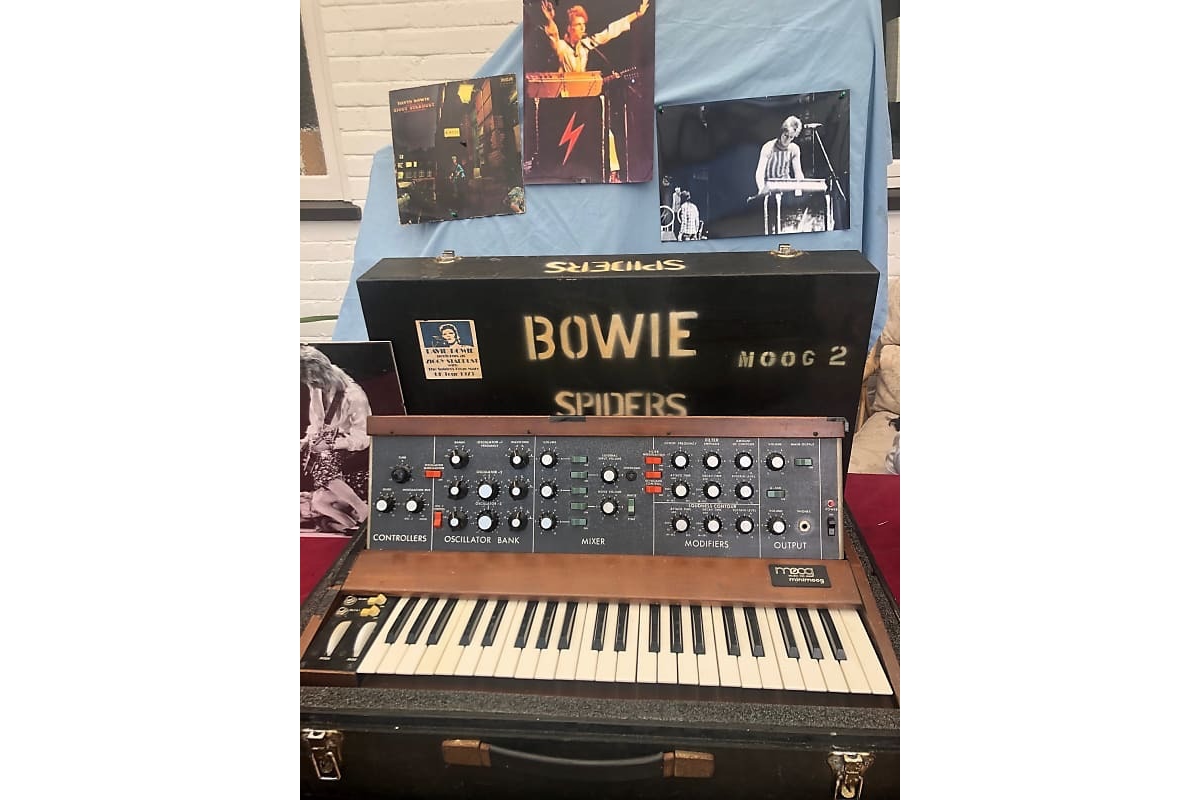 Ziggy Stardyst Moog Minimoog 2
