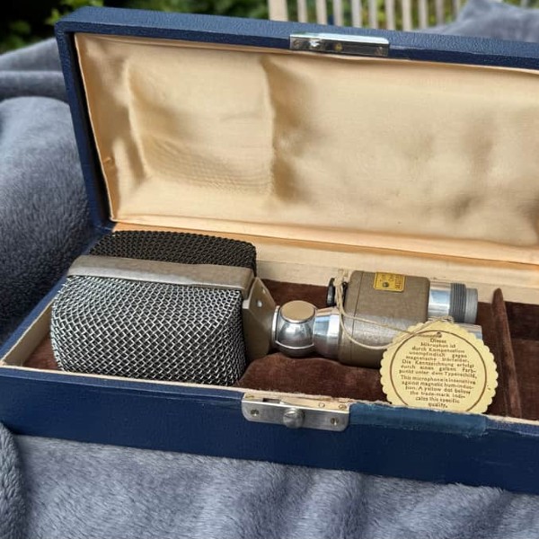AKG D20 B