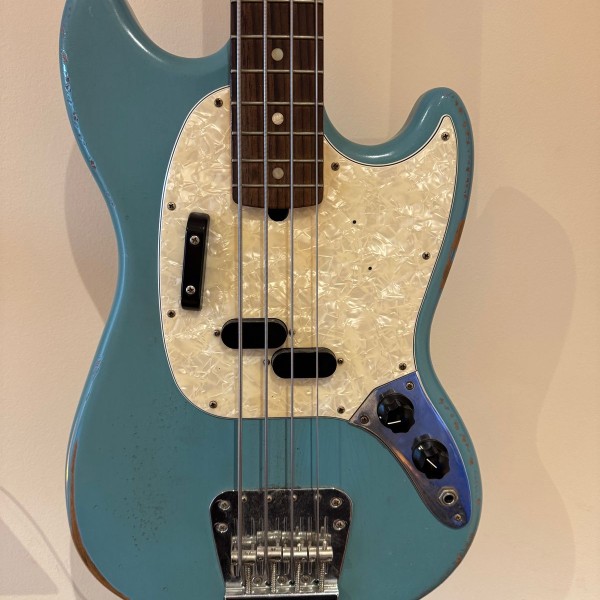 Fender Justin Meldal-Johnsen Road Worn Signature Mustang 