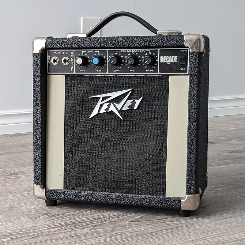 Peavey Decade, photo by Tommy Gun.