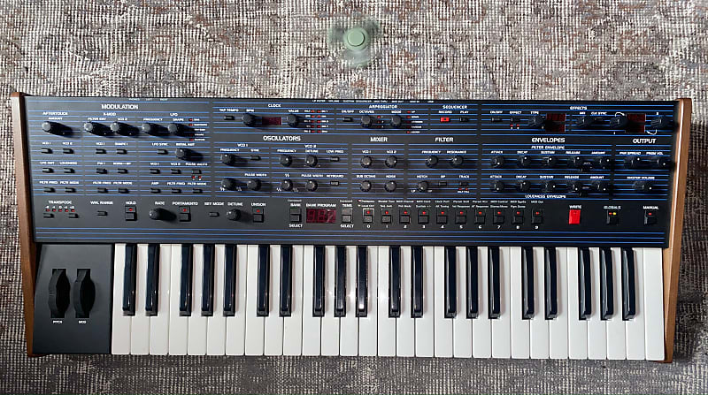 Dave Smith Instruments OB-6