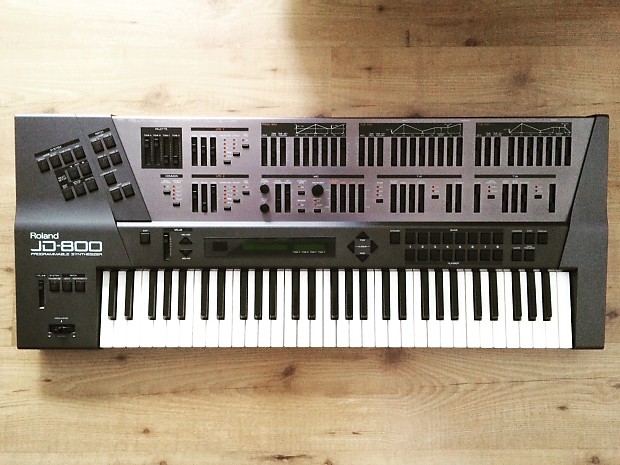 Roland JD-800