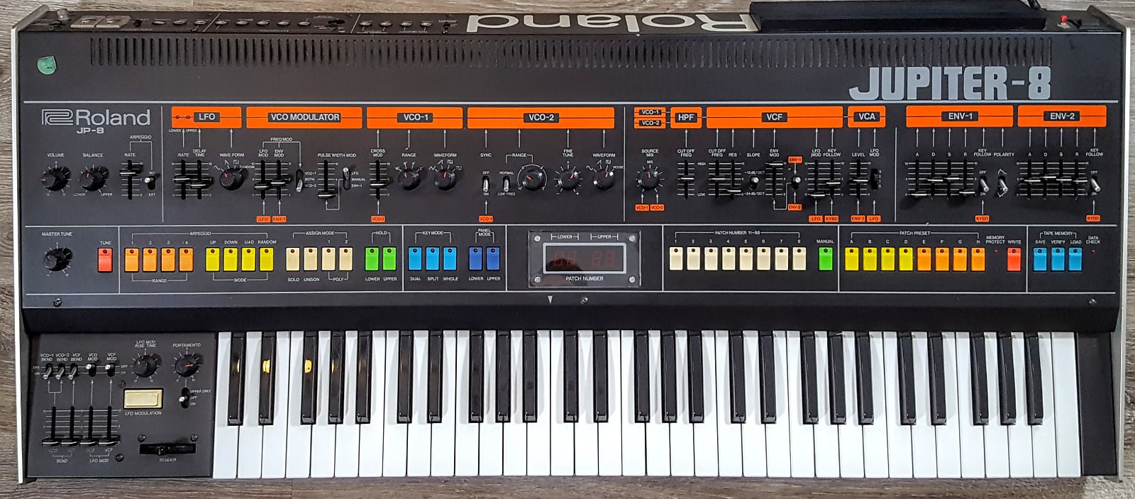 Roland Jupiter-8