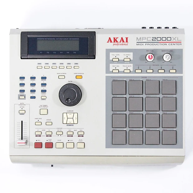 Akai MPC2000XL