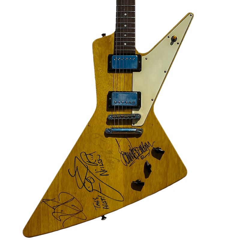 Signed Guitars From Willie Nelson, Rick Nielsen, Sting & | Reverb News