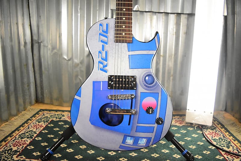 Star Wars Peavey Single Cut Electric Guitar (R2D2)