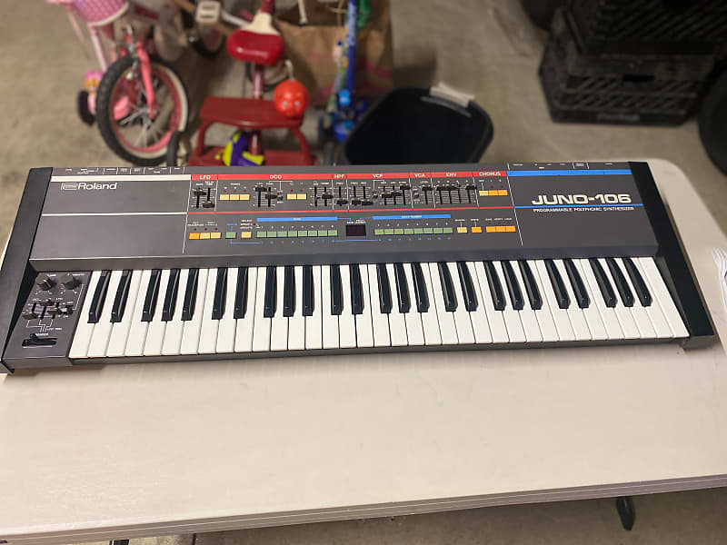 Roland Juno 106