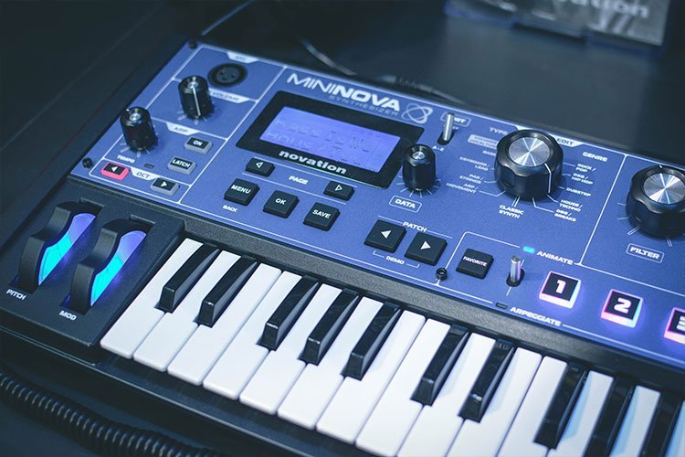 Novation Mininova synthesizer