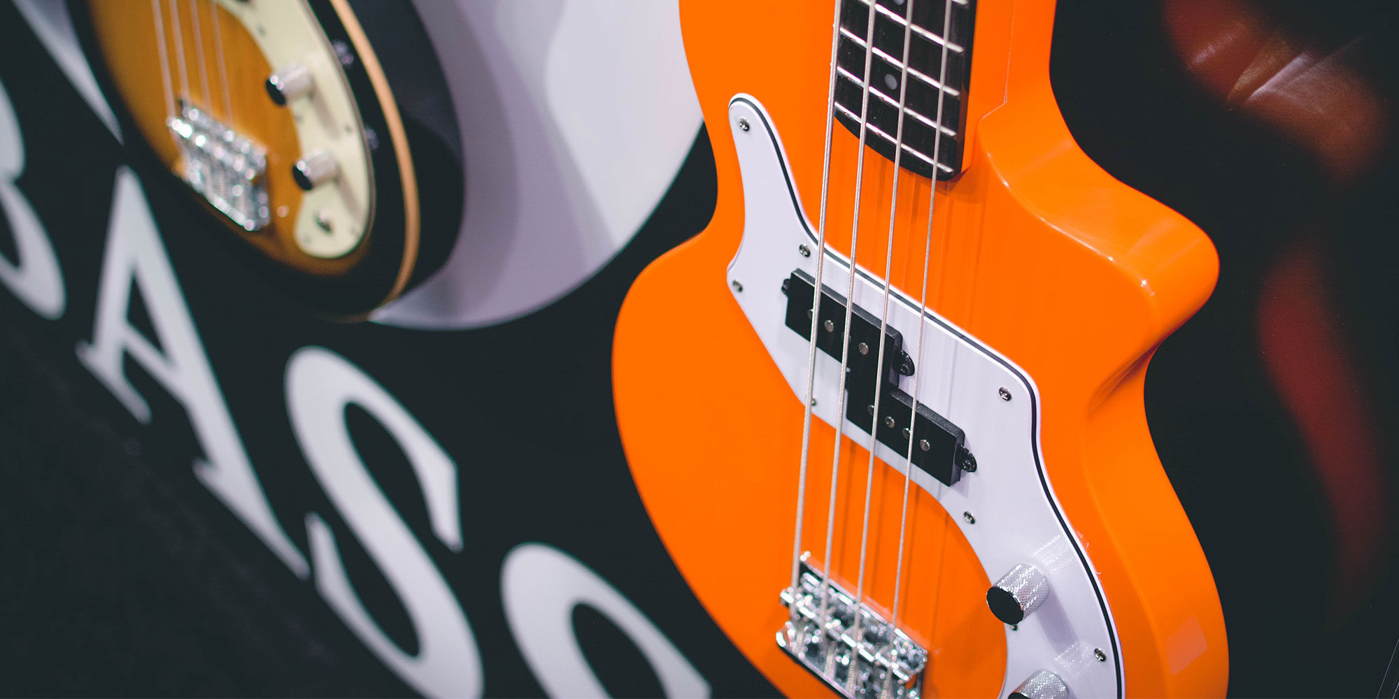 Orange O-Bass