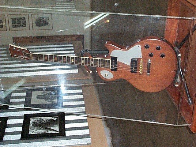 Marley's Les Paul Special at his former home and current museum in Jamaica. Photo by Pat Foley, 2002.