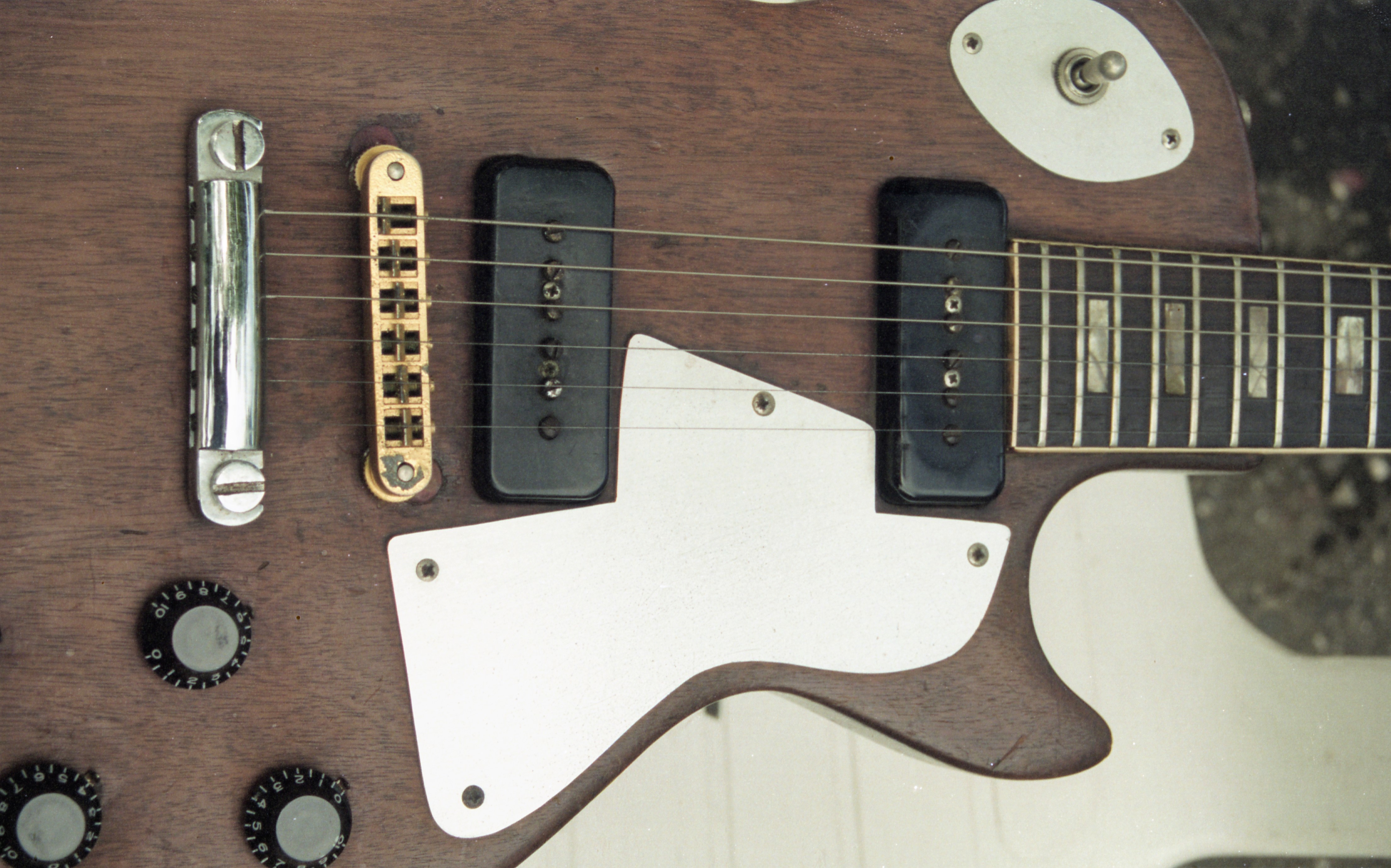 A close-up of Marley's Les Paul Special. Photo by Pat Foley, 2002.