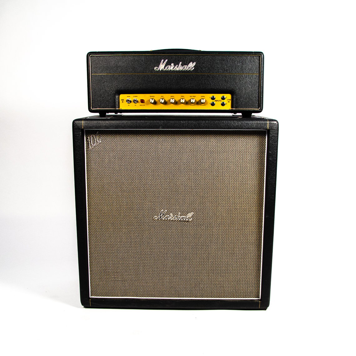 Hoppus' Marshall JTM45 amp head with a 4x12 cabinet