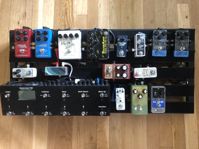 a picture of a pedalboard