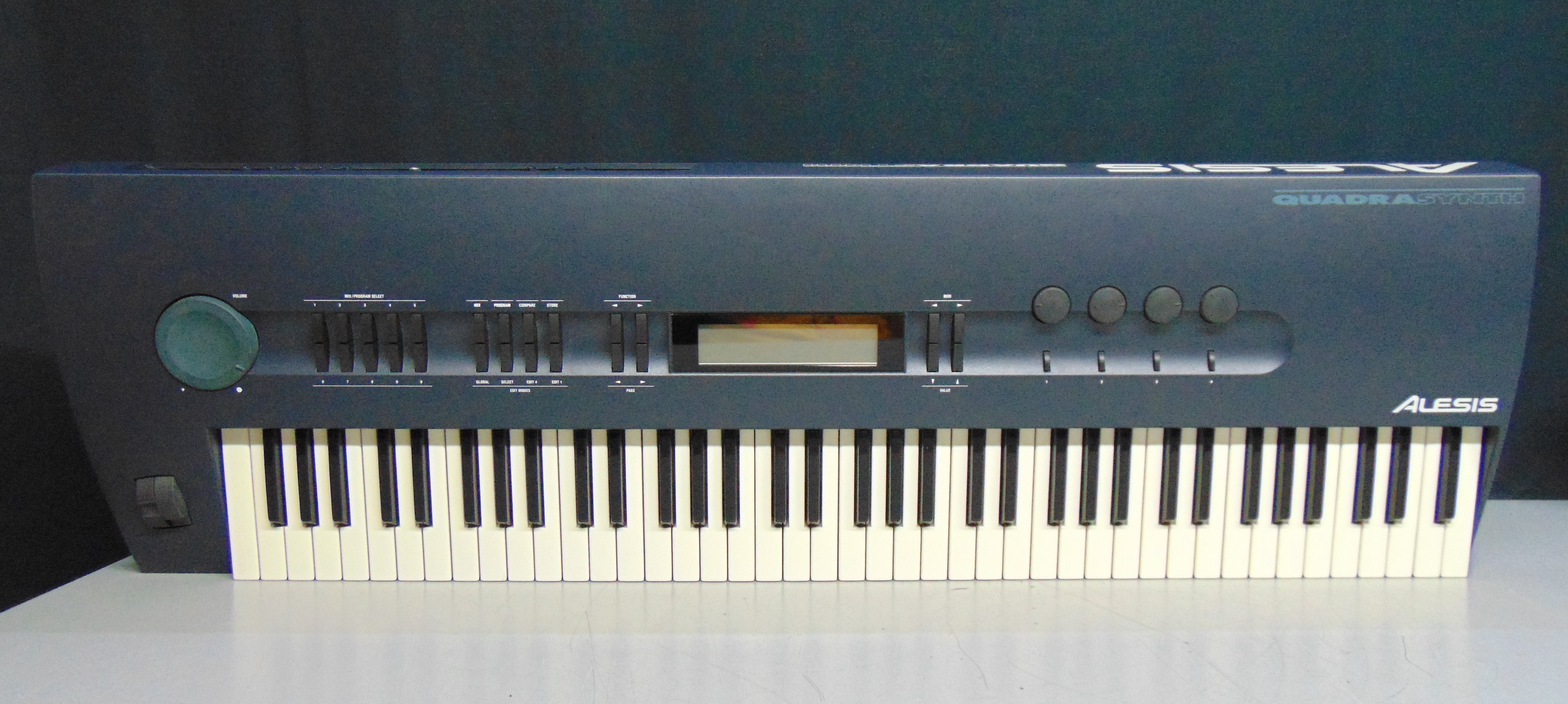 Alesis Quadrasynth