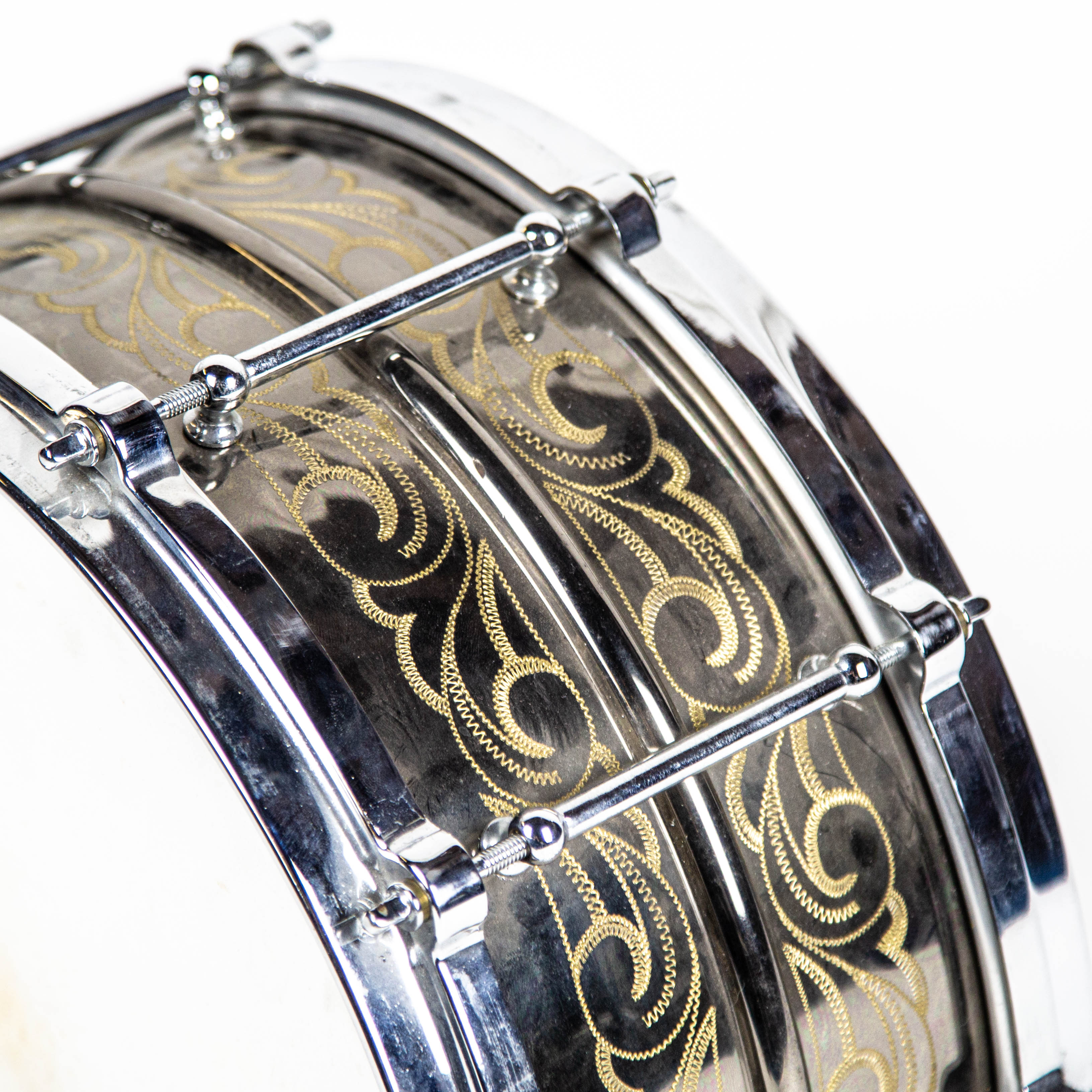 Black Beauty-style snare engraved by John Aldridge