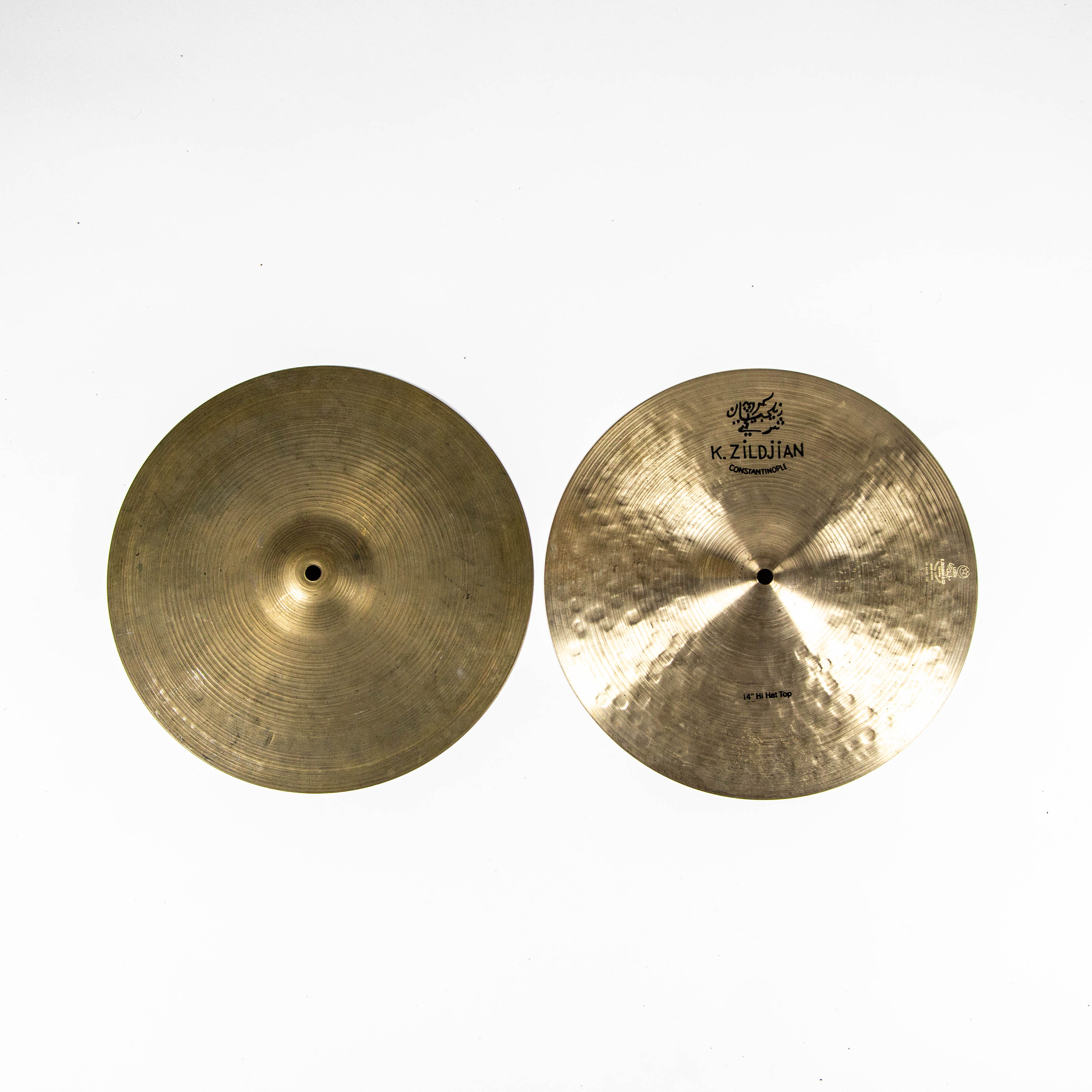 K Zildjian Constantinople top and Avedas Zildjian bottom hi-hat set