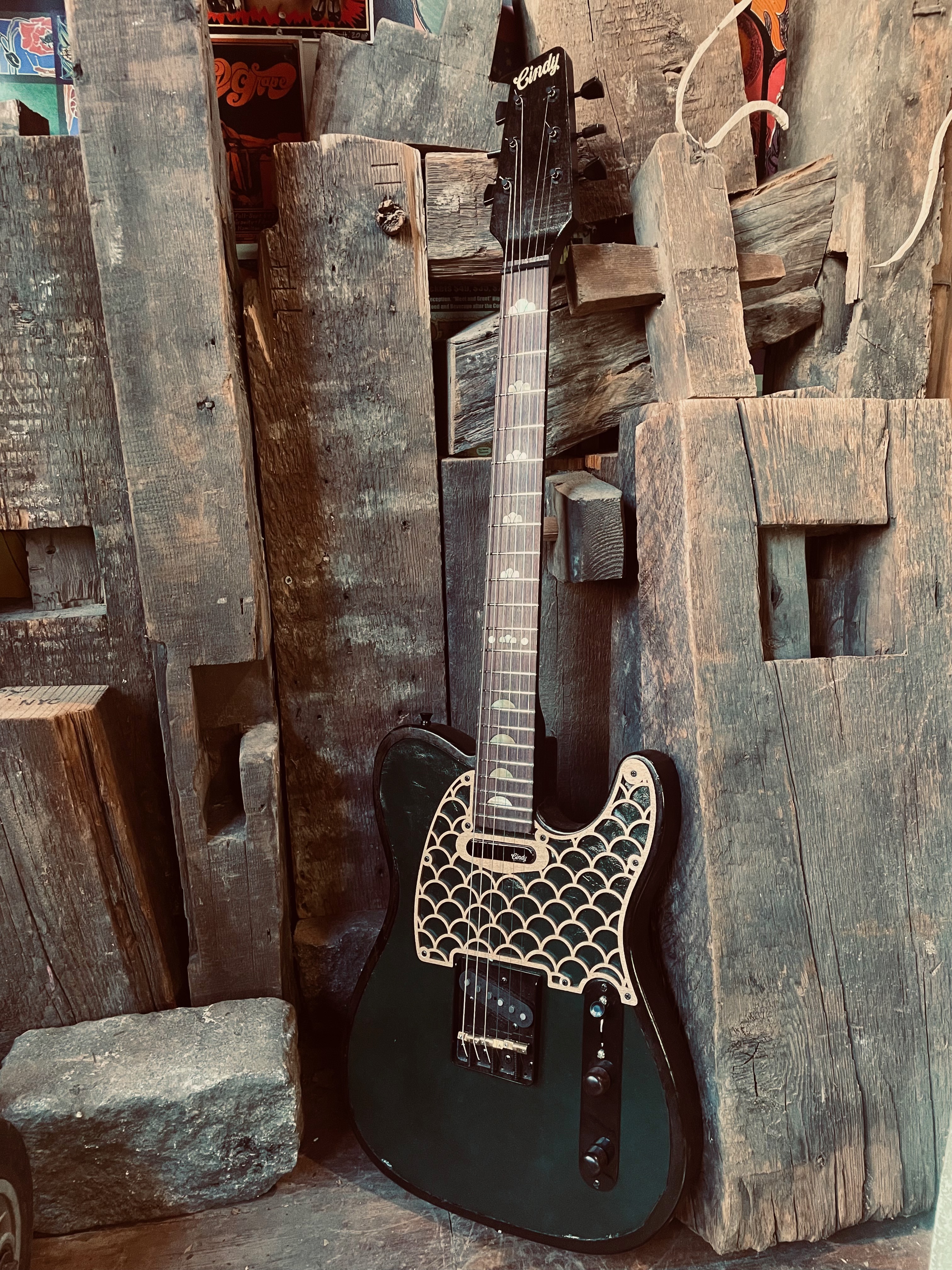 cindy huleg guitar