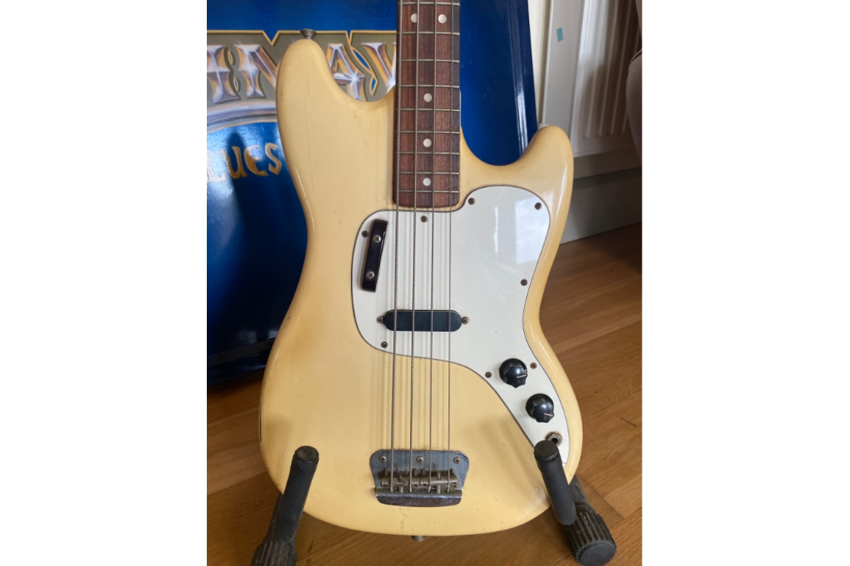 Fender Mustang Bass