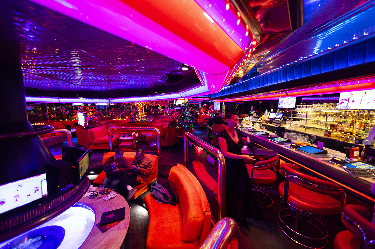 The Peppermill at 50 The history of the iconic Las Vegas restaurant