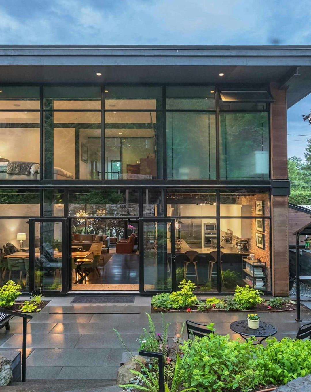 Urban style meets suburban comfort at this home in Deep Cove with the style of a Yaletown loft. thumbnail