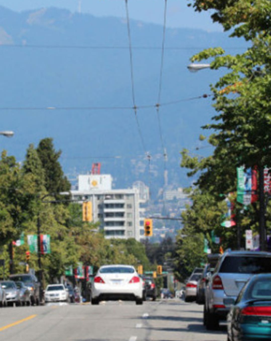 Should Commercial Drive Be Radically Redesigned for Fewer Cars? thumbnail