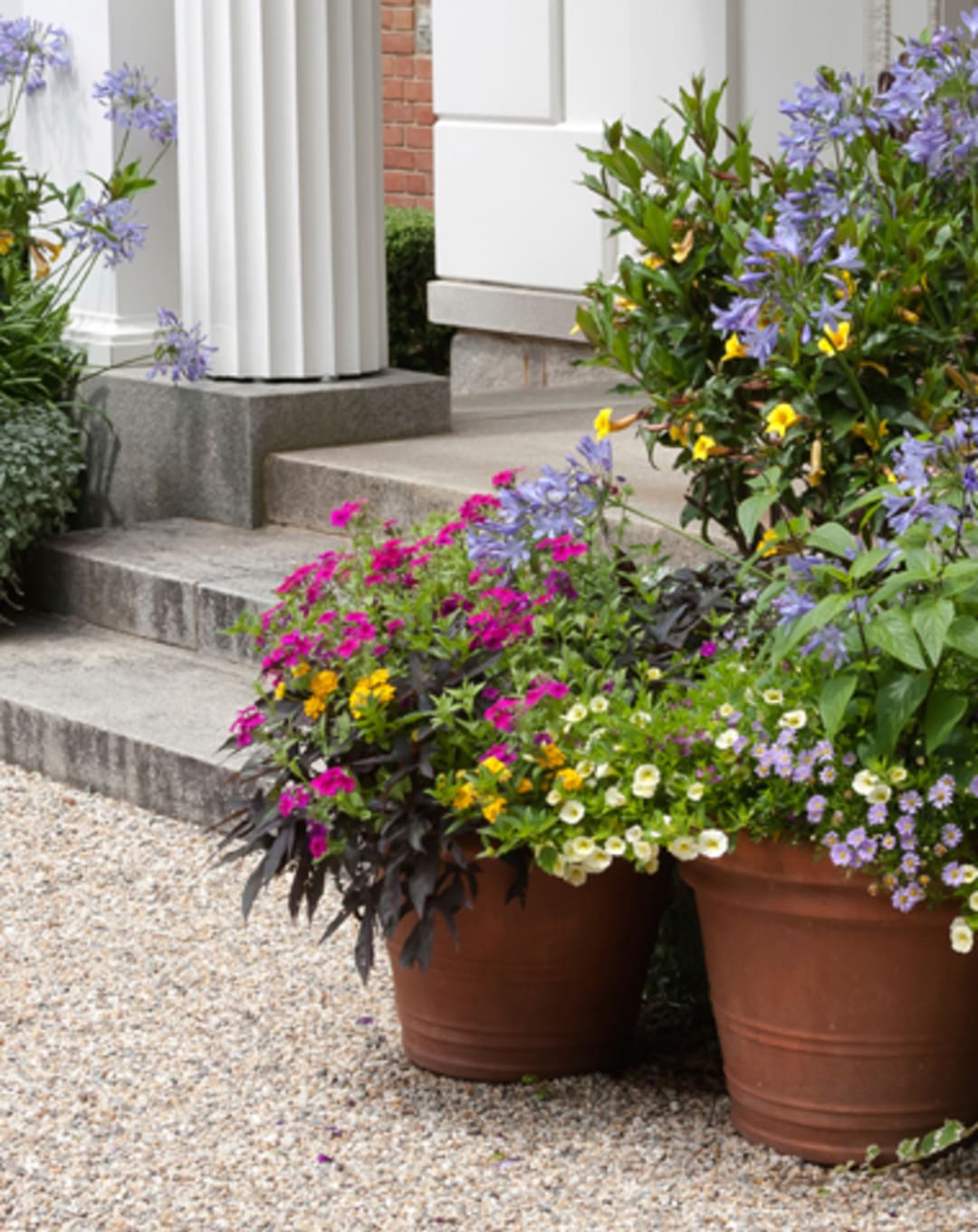 Seven Ways to Revive Your Home’s Exterior (for Selling, or Just for Summer) thumbnail