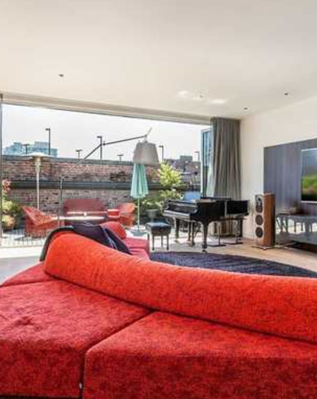 Photo Gallery: Your Dream House is Actually This $5.68m Keefer Street Penthouse thumbnail
