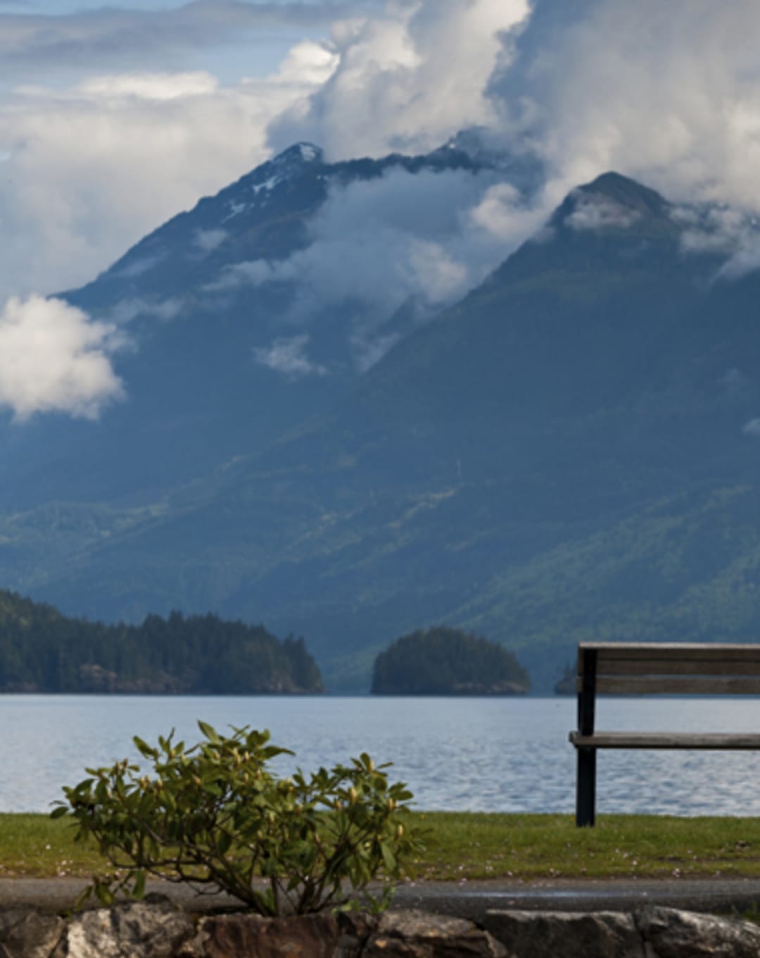 Five Great Things about Living in… Harrison Hot Springs thumbnail