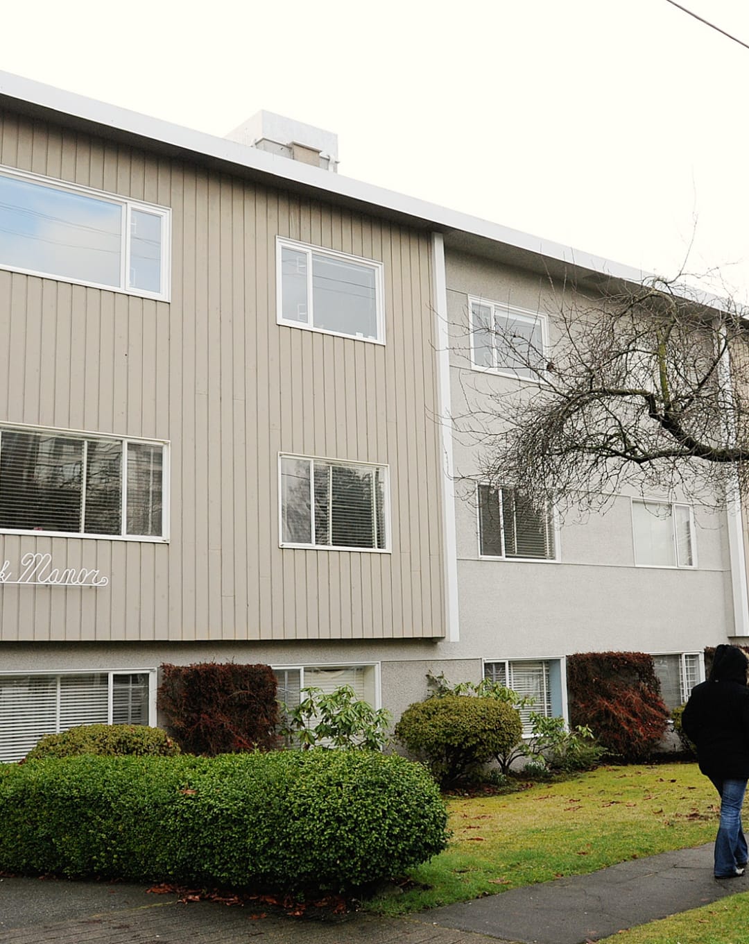 Cashing in Old Condos thumbnail
