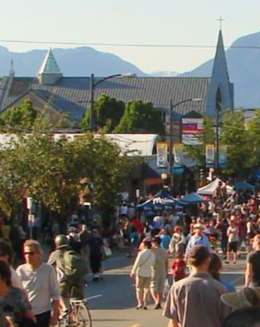 Five Great Things About Living in… Main Street thumbnail