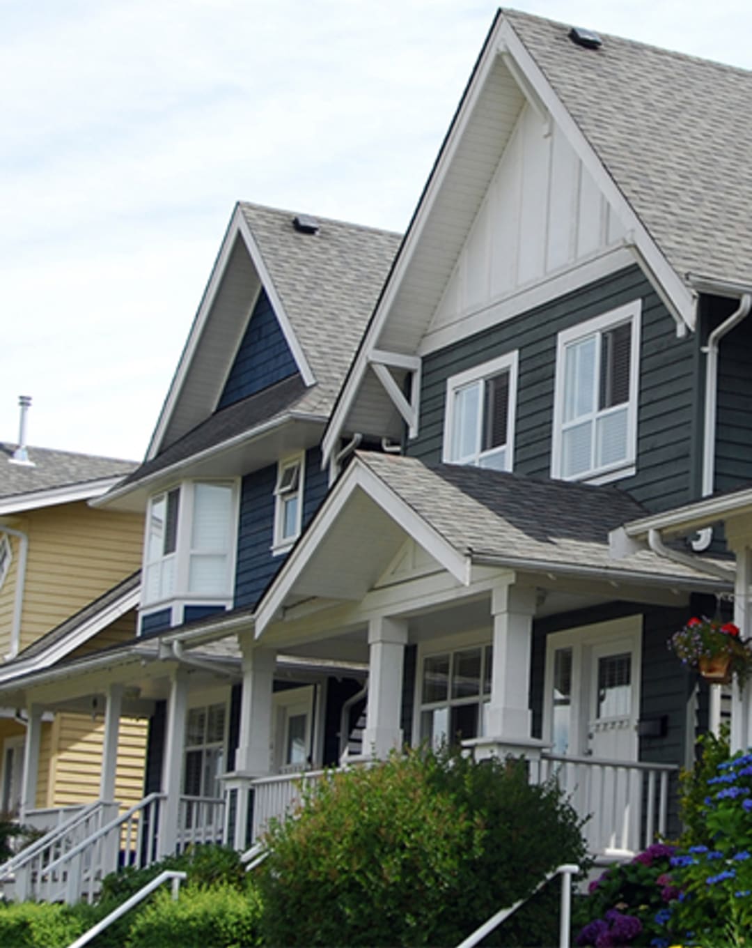West Side Has Priciest Homes in Canada Per Square Foot thumbnail