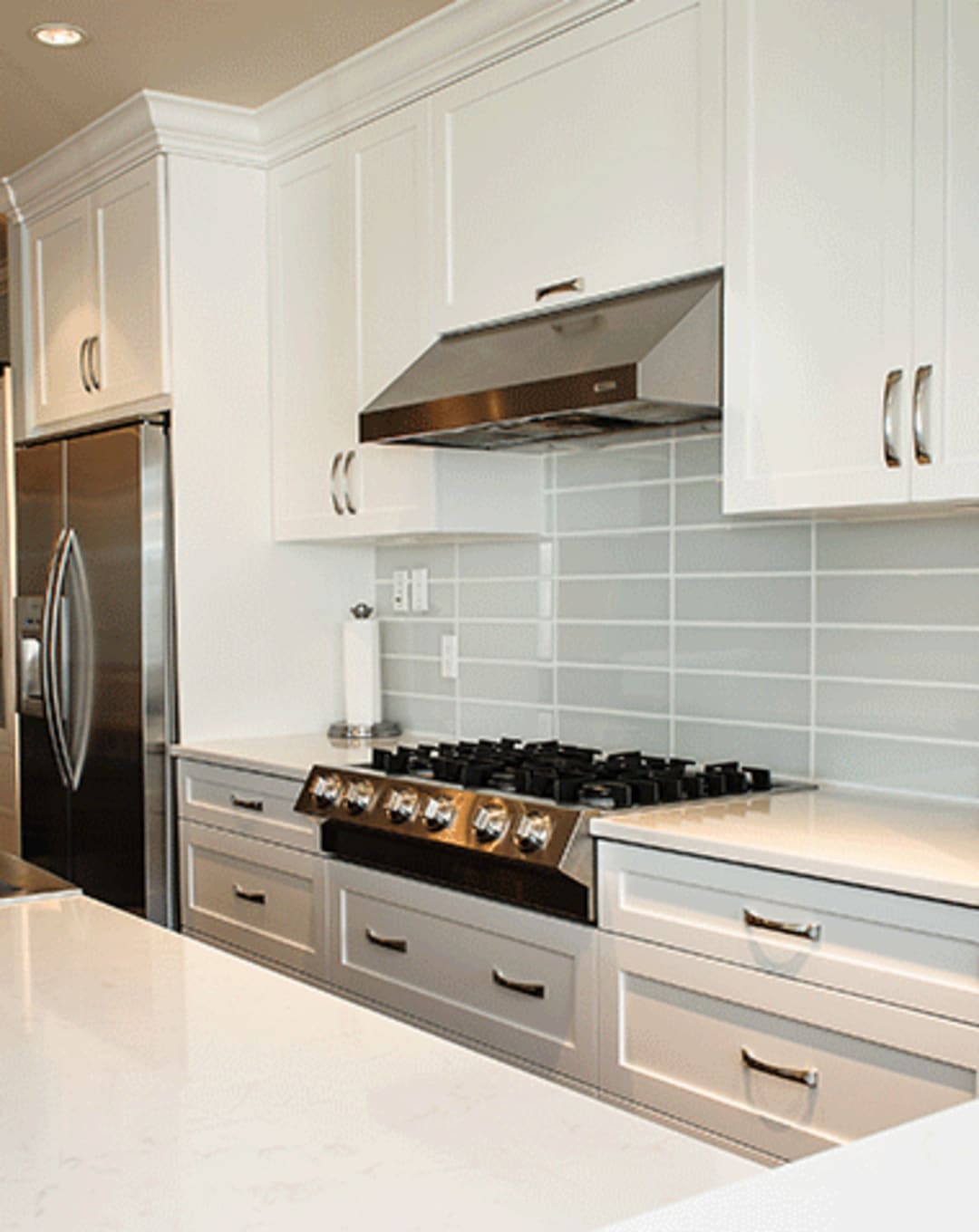 Get Cooking With These Ideas For Small-Space Kitchens thumbnail