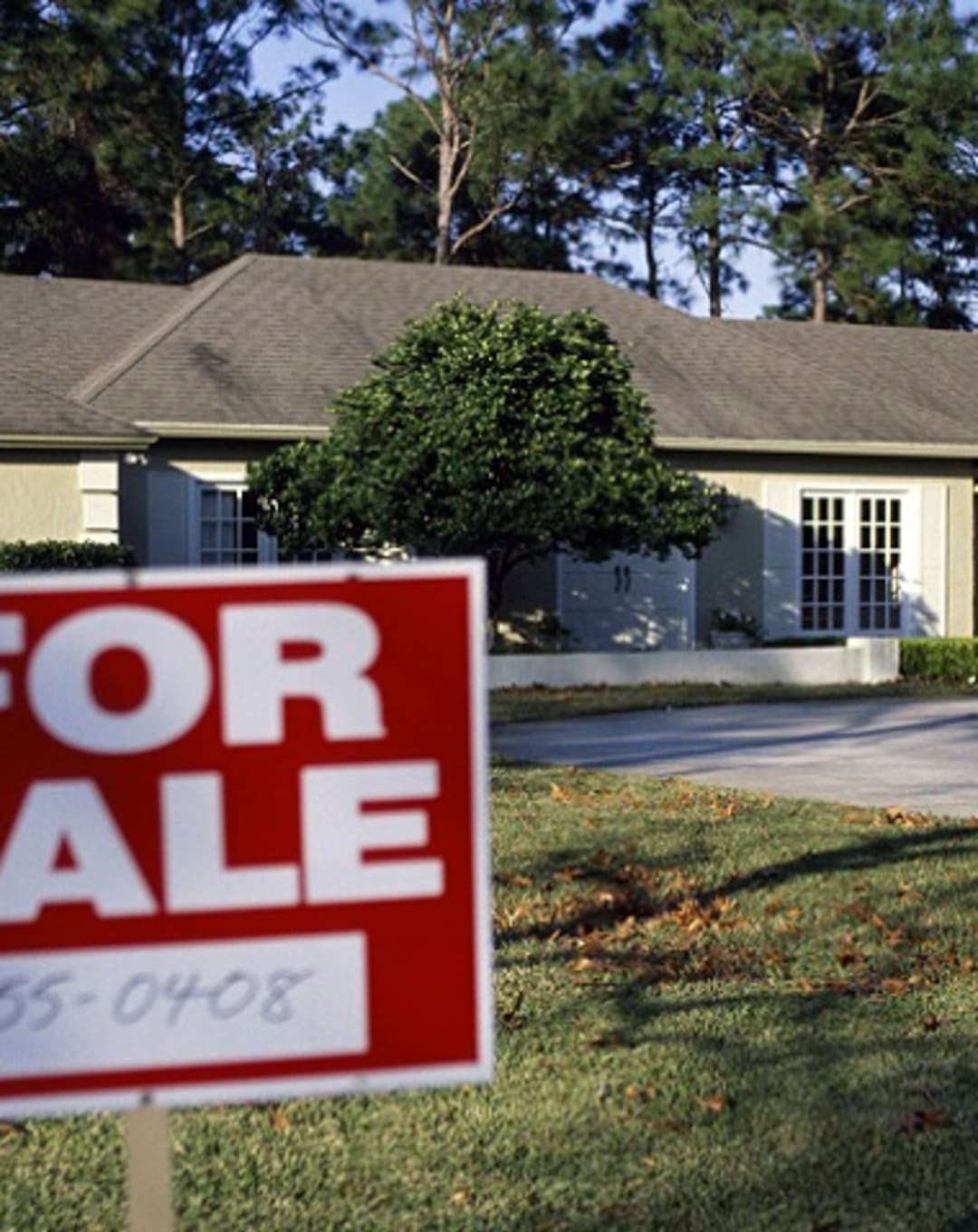 Vancouver House Price Growth to Continue but Slow in 2016 as Sales Ease: CMHC thumbnail