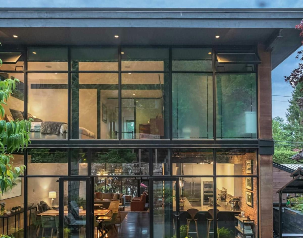 Urban style meets suburban comfort at this home in Deep Cove with the style of a Yaletown loft. thumbnail