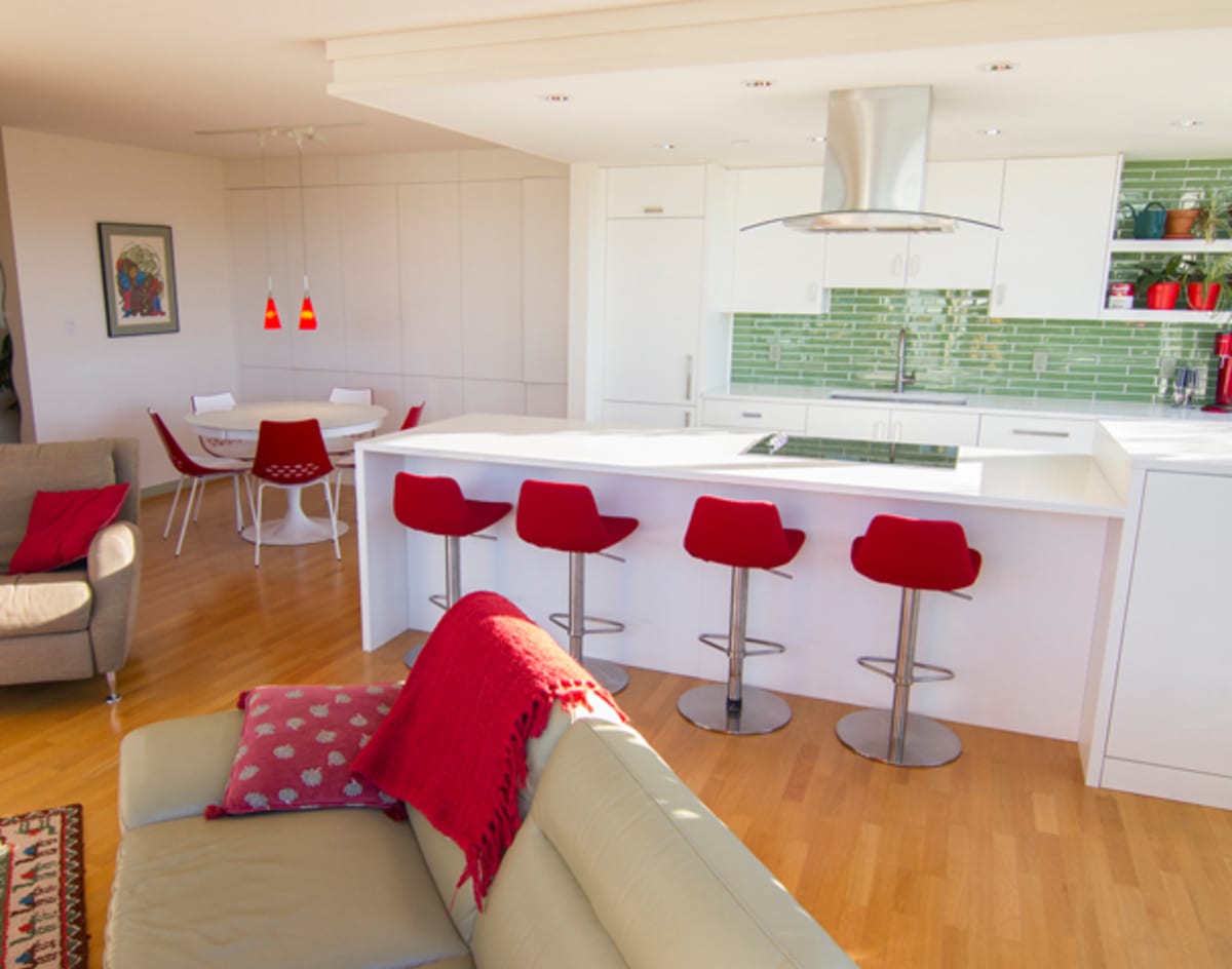 How to... Make Your Small Space Bigger: Condo Renovation Solutions thumbnail