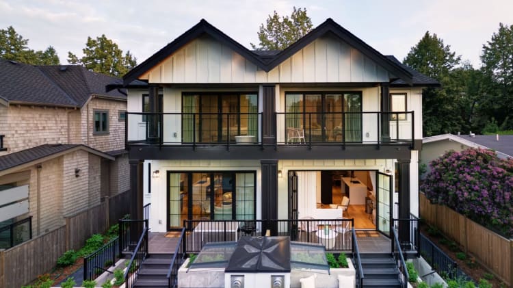 CoStar Construction: a family building family homes.