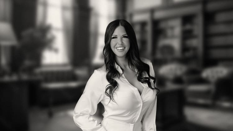 REW Mortgage Partners: Kayla Hutchinson thumbnail