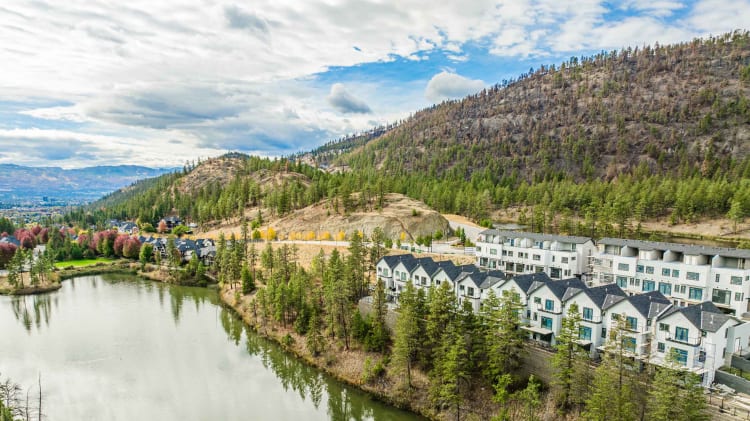 Highly anticipated Pondside Landing Phase 1 Now Selling thumbnail