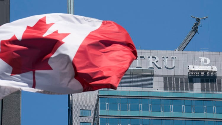 Trump Sign Removed from Downtown Toronto Hotel image