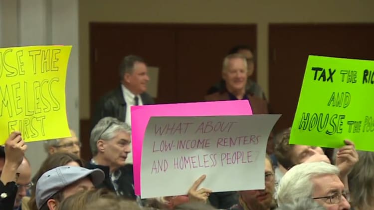 Editorial: NDP’s Emergency Affordability Town Hall Amounted to a Political Rally thumbnail