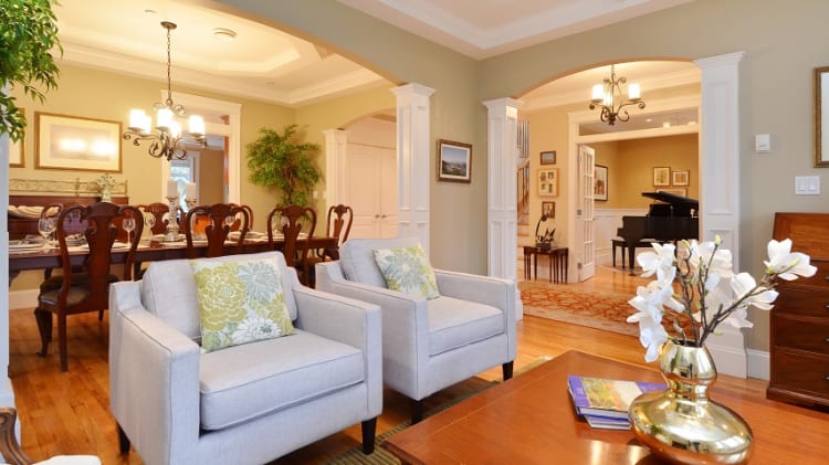 Vancouver’s Boomer Luxury Home Buyers Increasingly Urban – and Upsizing: Survey image