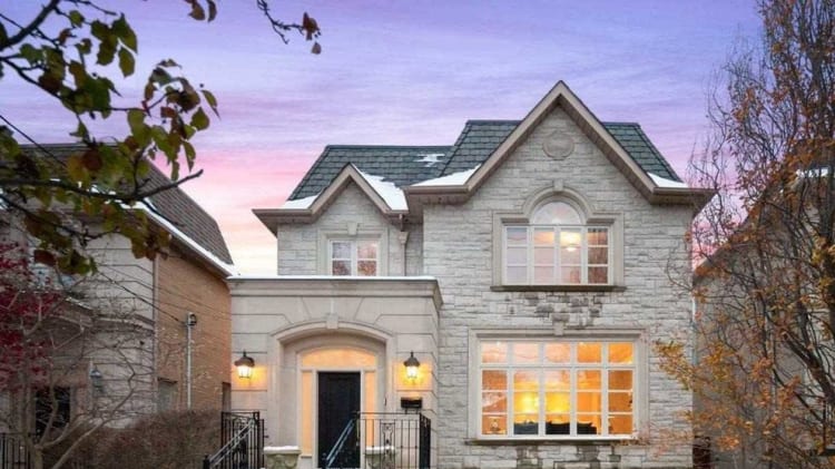 Top 5 Most Viewed Homes in Toronto Today - Nov 19 [PHOTOS] image