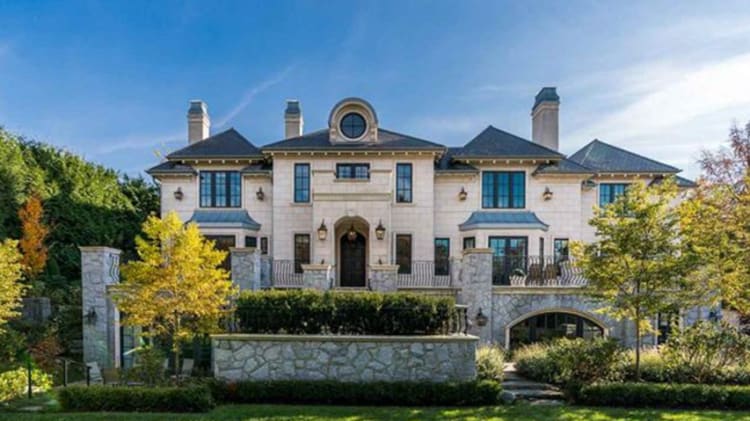Palatial Shaughnessy Home Hits Market for $35m thumbnail