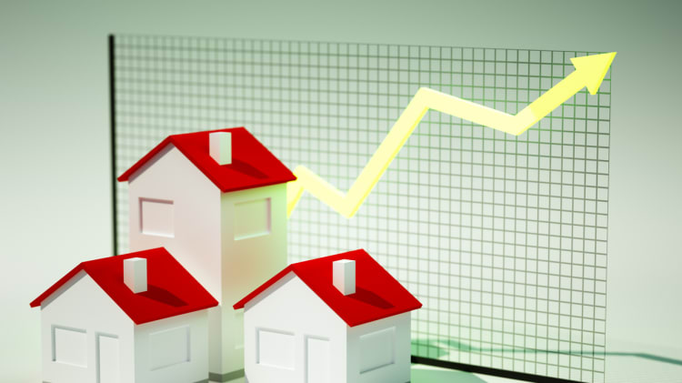Purchasing a Home in a Seller’s Market: What Buyers Need to Know image
