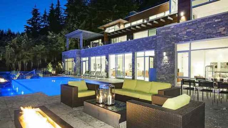 Photo Gallery: Breathtaking $15.8m Modern Mansion in British Properties image