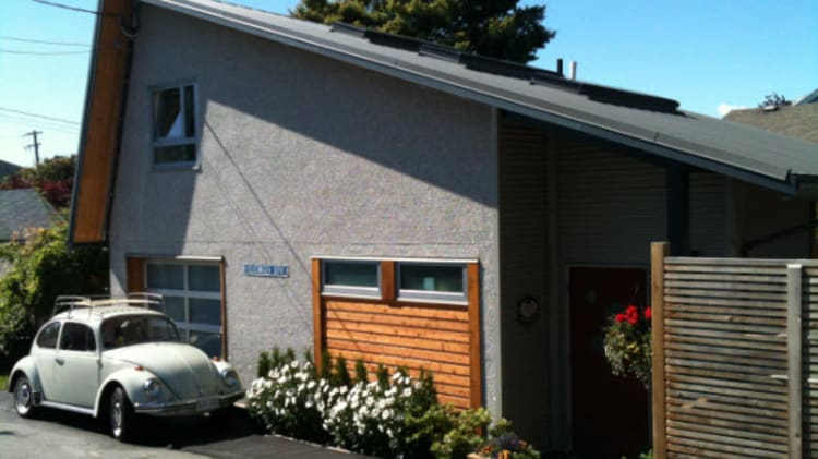 Why You're Seeing So Many Laneway Houses thumbnail