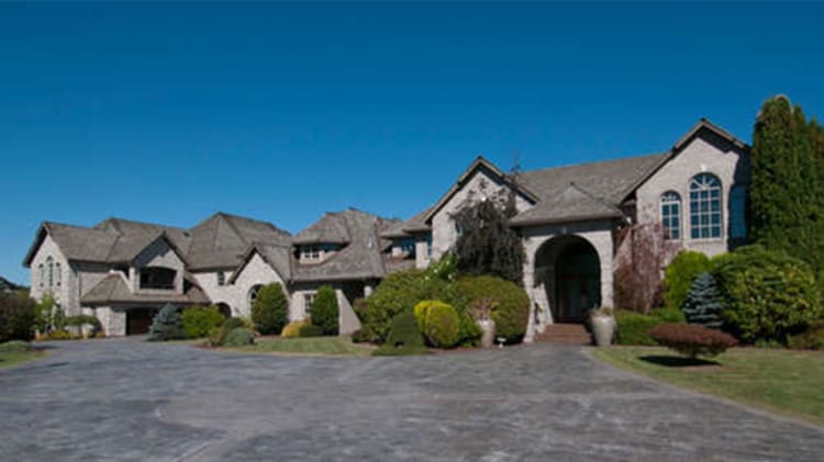 Nickelback Frontman's Former Home Still for Sale thumbnail