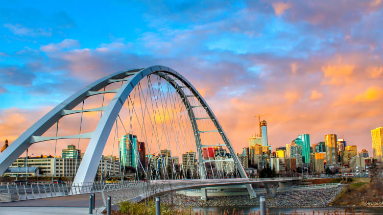 Where to Live in Canada: Edmonton, The Gateway to The North image
