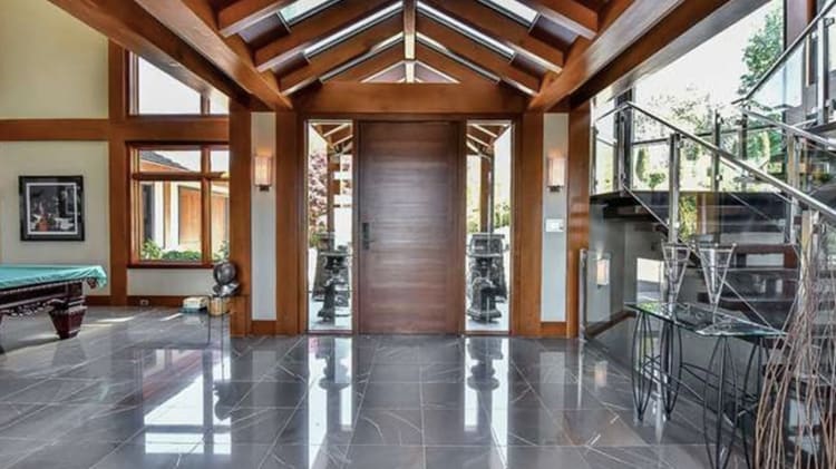 Luxury Mission Estate Listed at $5.5m thumbnail