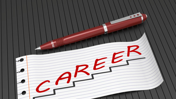 How to Get Your Career in Gear: Advice for Newbie Agents image
